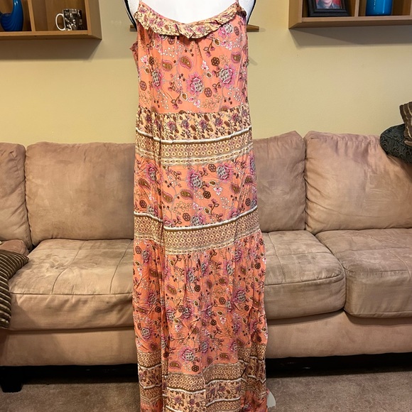 Ces Femme Ruffled  and tier with a ruffle across the top - Picture 1 of 5